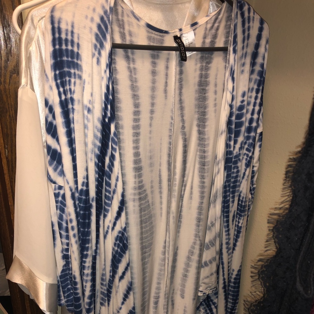 H&M Blue And White Tie-Dye cardigan/Jacket